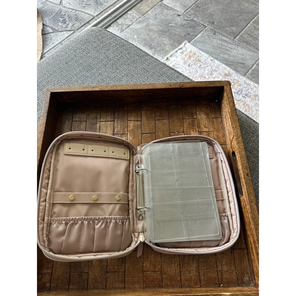 Bagsmart Quilted Travel‎ Jewelry Organizer Case Blush Pink Binder Style Bag EUC